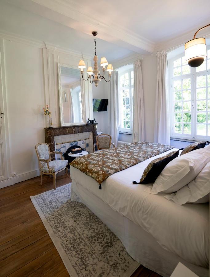 Domaine De La Course Bed & Breakfast Doudeauville Exterior photo