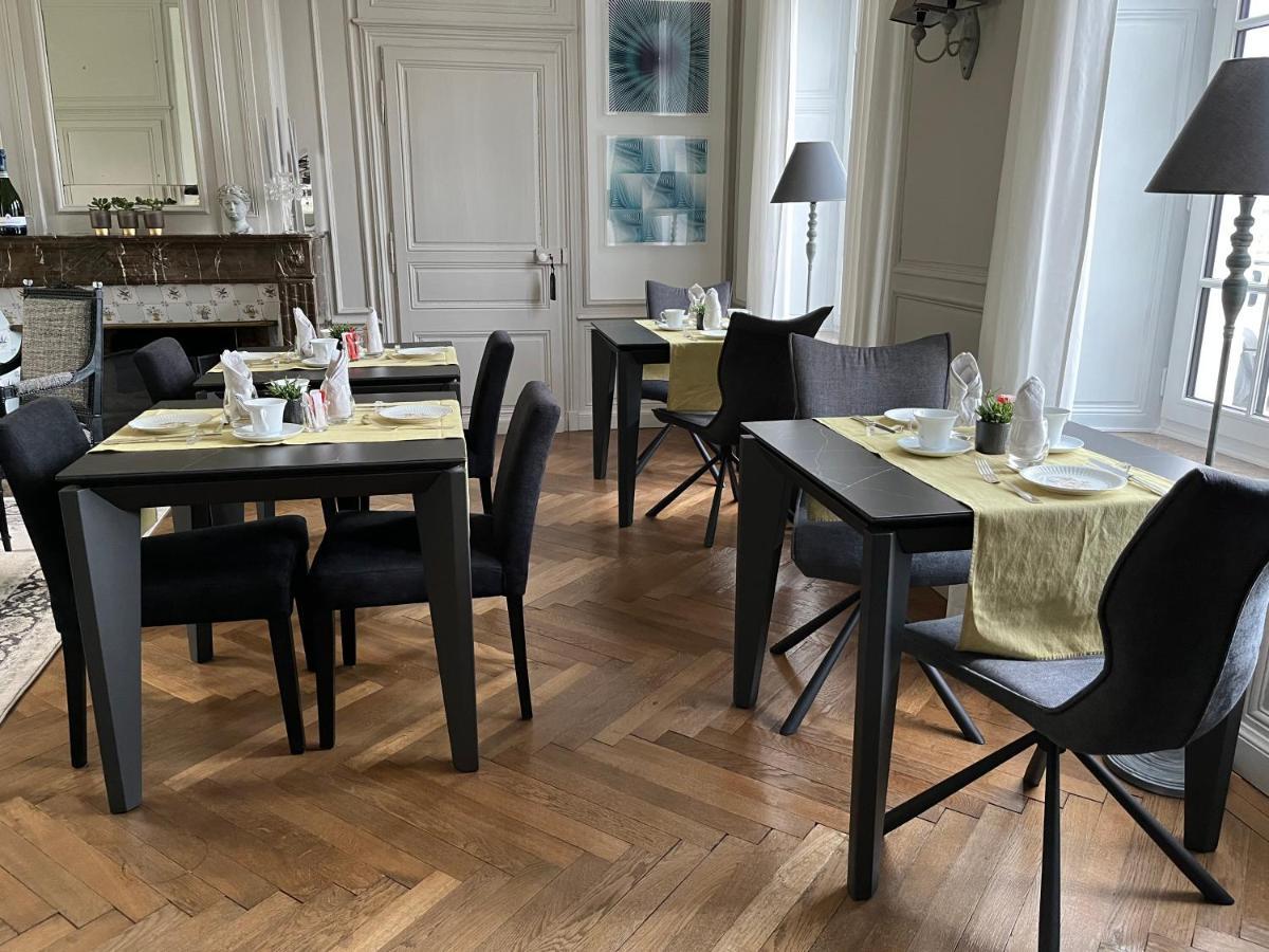 Domaine De La Course Bed & Breakfast Doudeauville Exterior photo