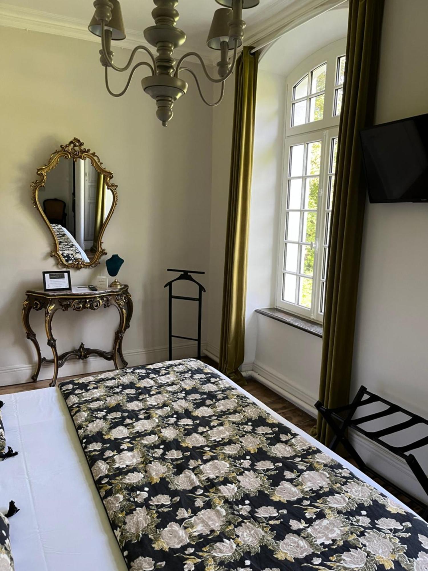 Domaine De La Course Bed & Breakfast Doudeauville Exterior photo