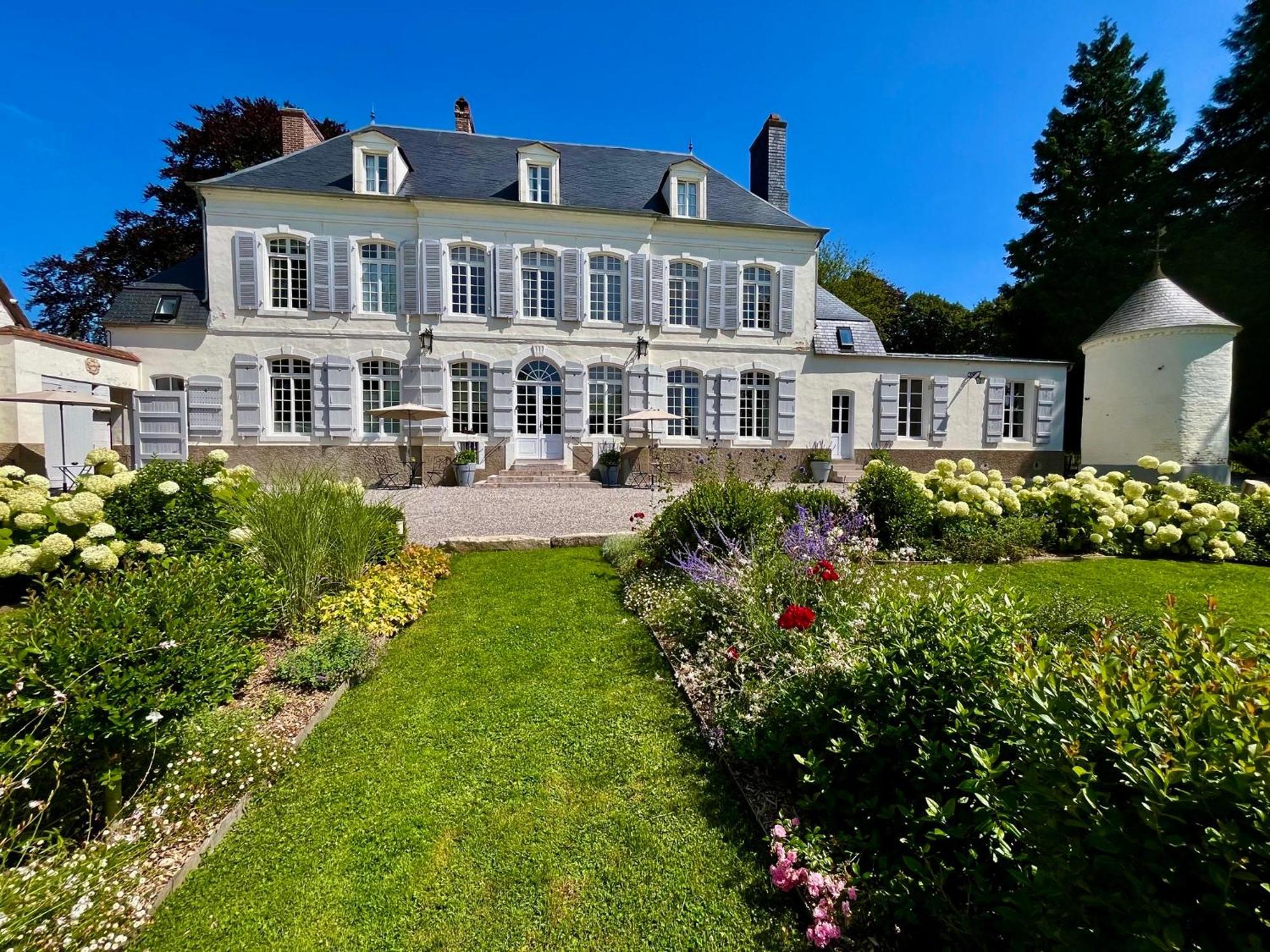 Domaine De La Course Bed & Breakfast Doudeauville Exterior photo